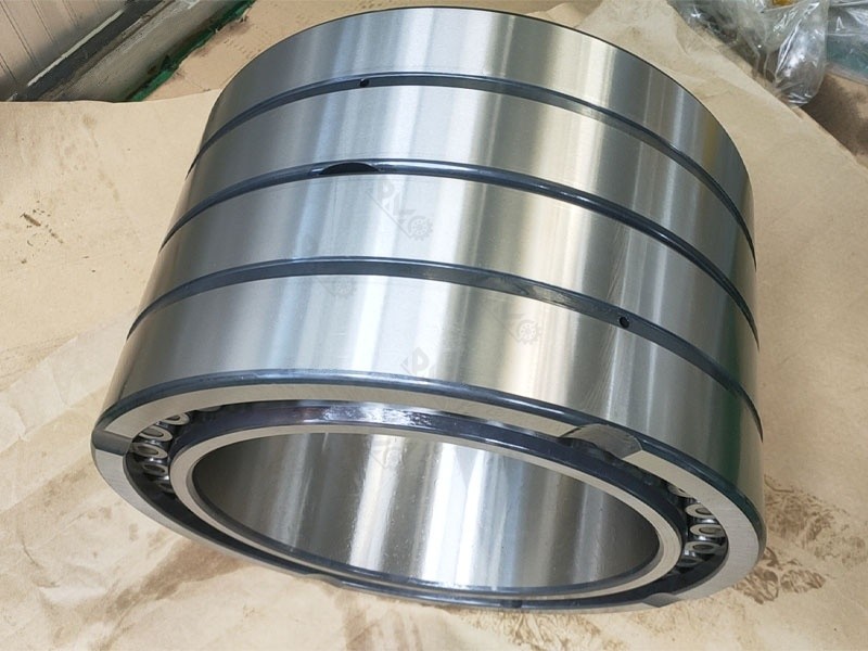 313823 Four Row Cylindrical Roller Bearing